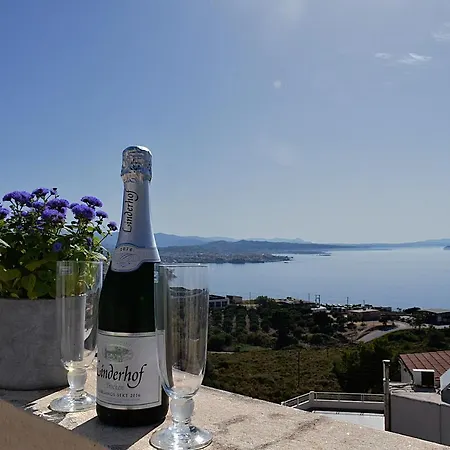 Διαμέρισμα Modern House With Sea View
